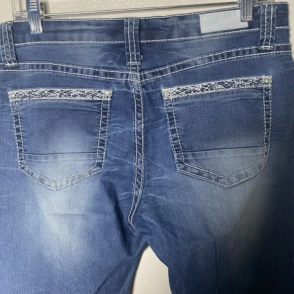 Daytrip Virgo Straight Stretch Jeans Size 28R Women Bling Equestrian Mid Rise - Picture 5 of 15